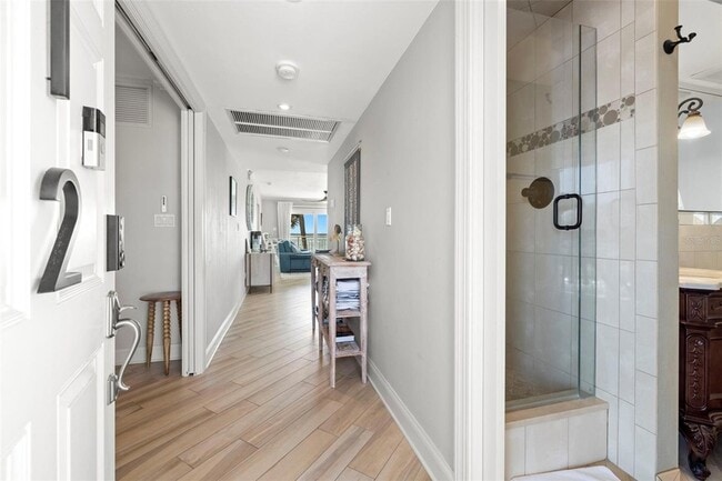 Foto del edificio - 200 1st Ave