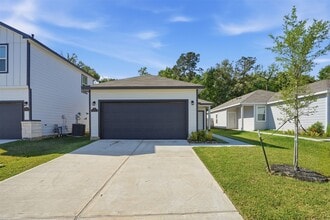 Building Photo - 16994 Pandora Wy