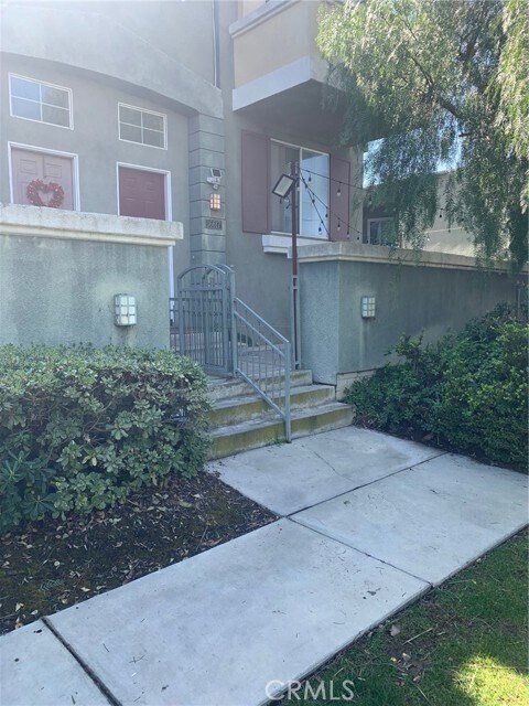 Foto del edificio - 16617 Yukon Ave