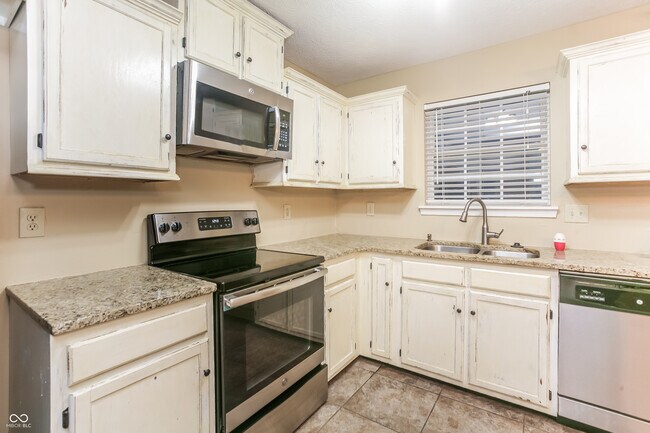 Foto del edificio - 7403 Red Rock Rd