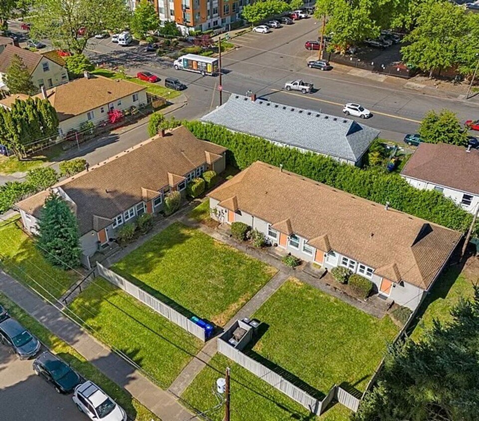 Delightful Updated 1-bedroom unit. - Delightful Updated 1-bedroom unit.