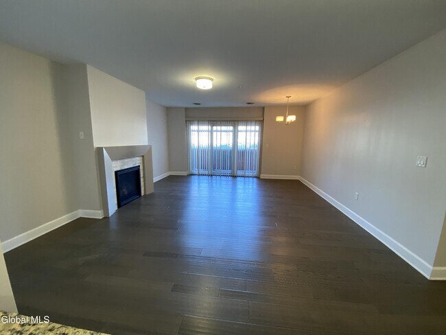 Foto del edificio - 2 West Ave