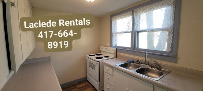 Building Photo - 3 bedroom 1 bathroom house for rent