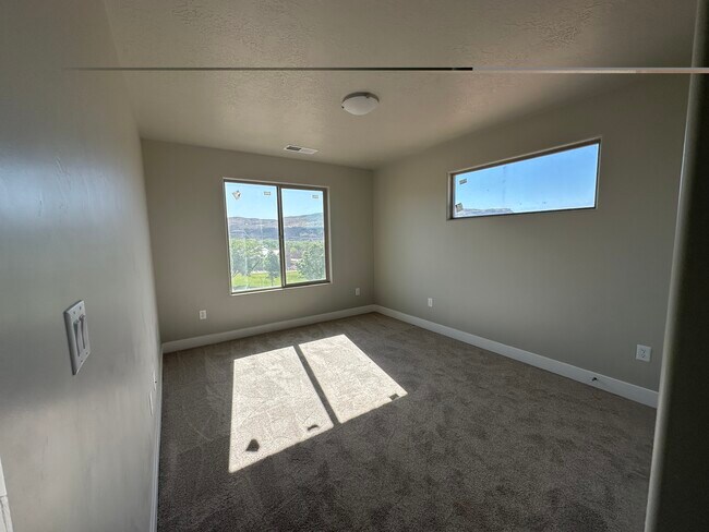 Foto del edificio - 408 N 480 W