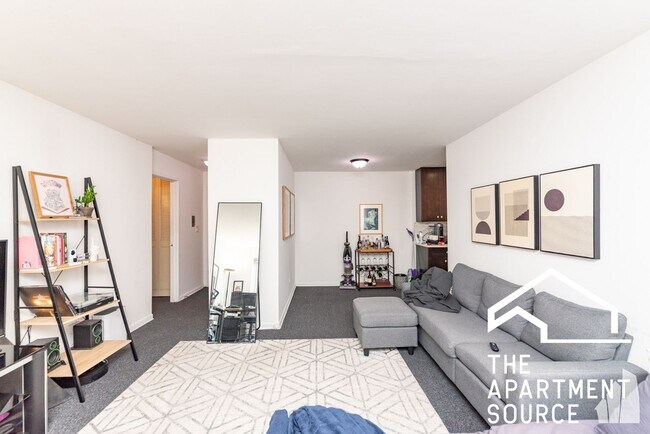 Foto del edificio - 520 W Aldine Ave