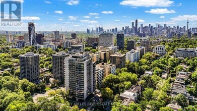 Building Photo - 215 Lonsdale Rd