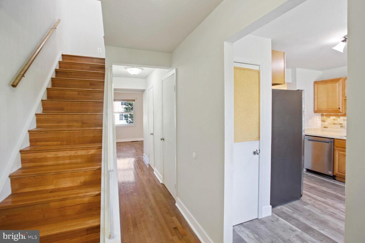 Foto principal - 7828 Snead Ln