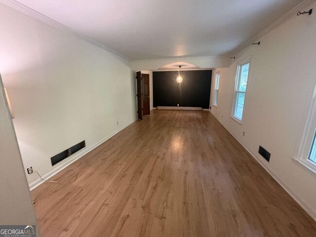 Foto del edificio - 3988 Valley Park Dr SW