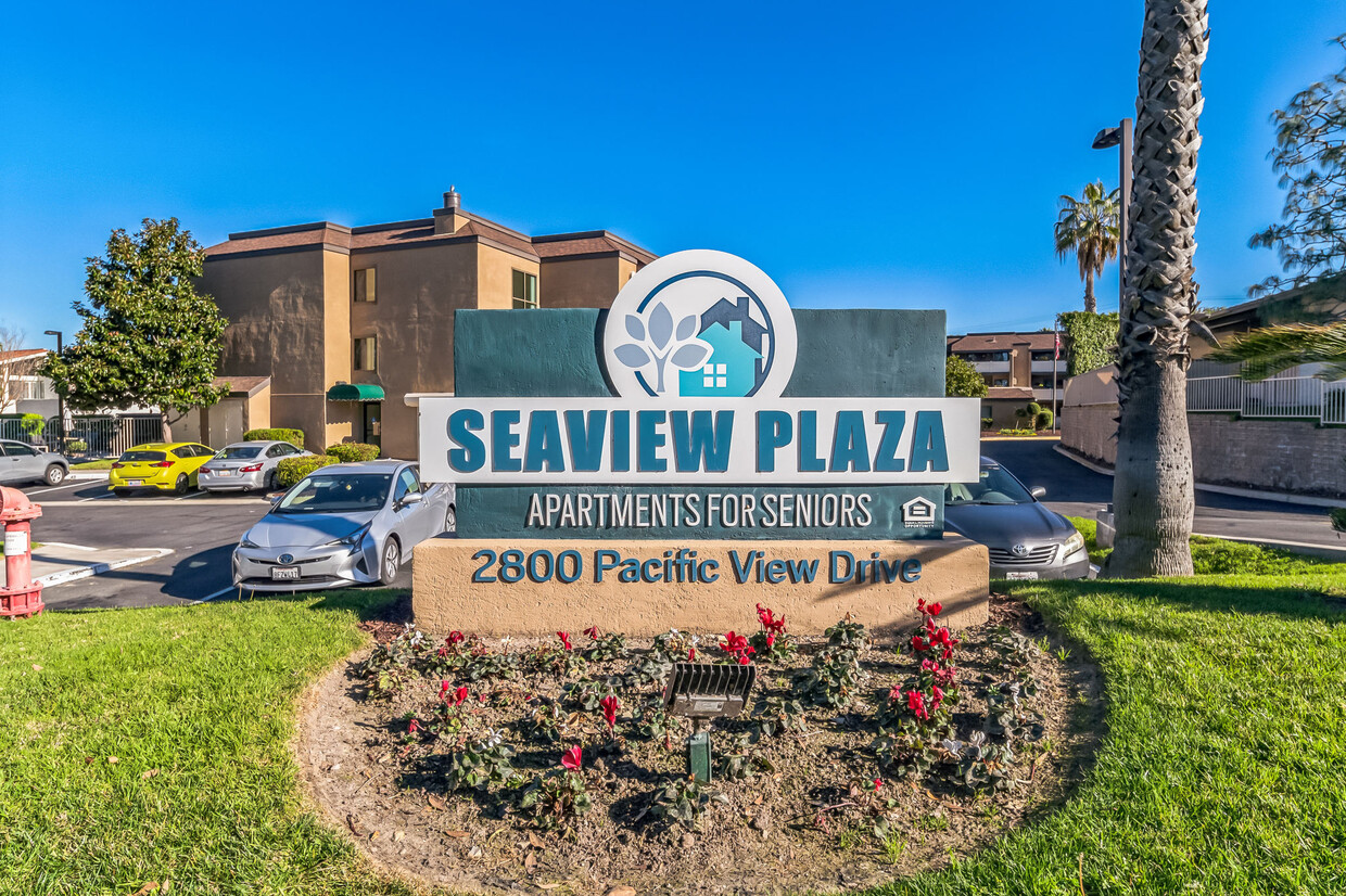 Primary Photo - Seaview Plaza