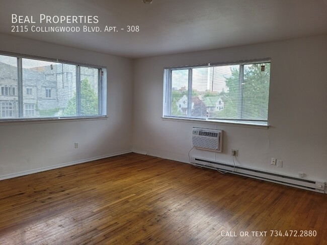 Foto del edificio - 2115 Collingwood Blvd