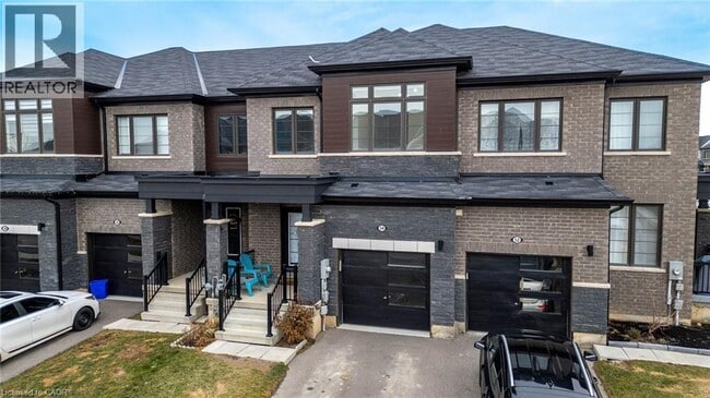 Building Photo - 54 Oaktree Dr