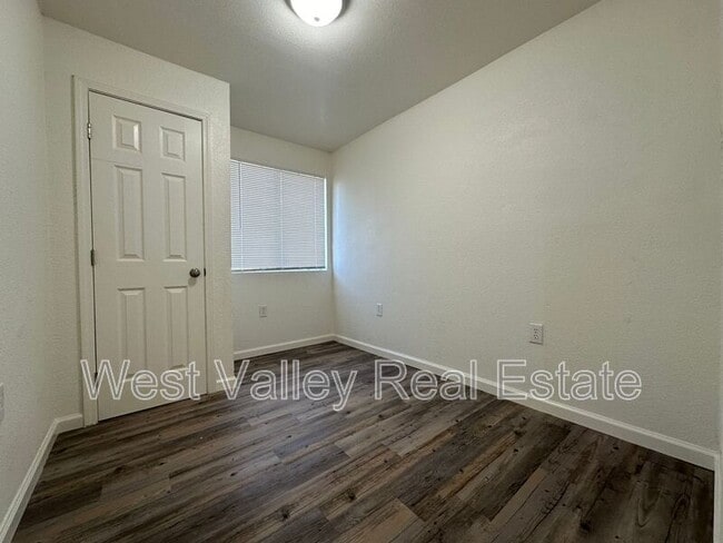 Foto del edificio - 616 5th St