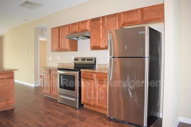 Building Photo - 9296 Canary Ivy Ln