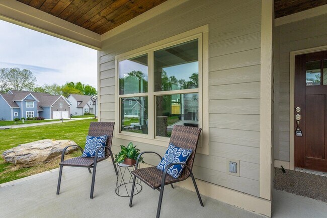 Foto del edificio - 8955 Silver Maple Dr