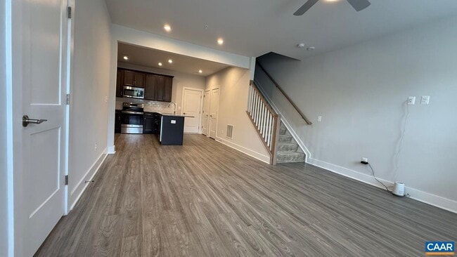 Building Photo - 628 Noush Ct