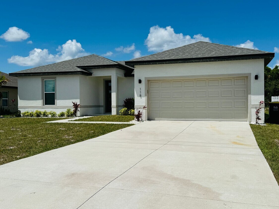 118 Lily Ln, Poinciana, FL 34759 House Rental in Poinciana, FL