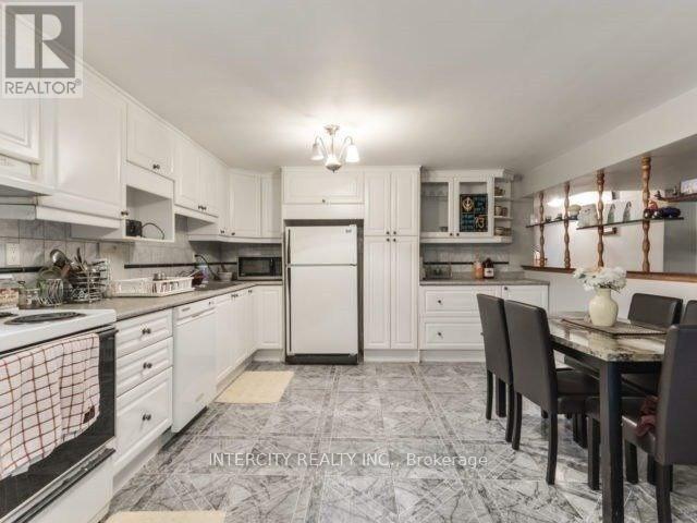 Photo du bâtiment - 167 Silverstone Dr