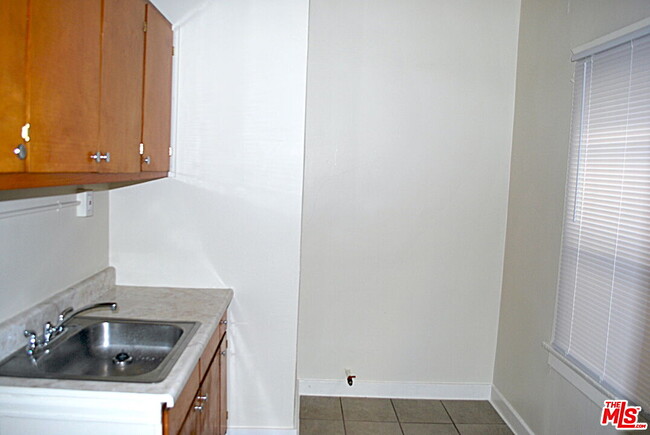 Building Photo - 5346 Monroe St