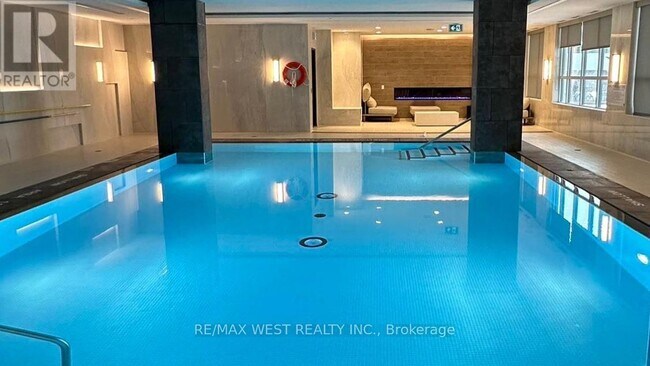 Photo du bâtiment - 65 Annie Craig Dr