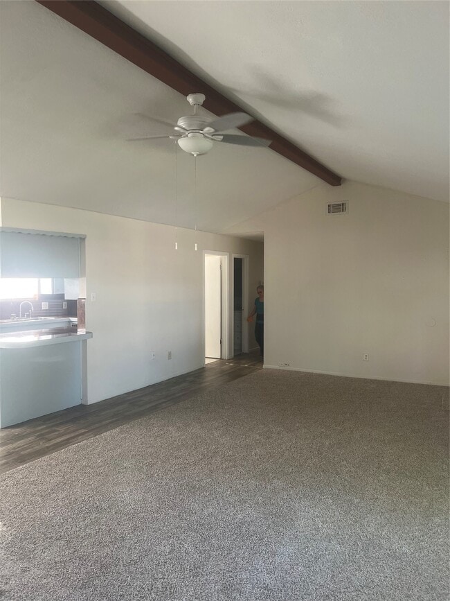 Foto del edificio - 622 Coolidge St