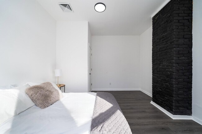 Foto del edificio - 10 McDougall St