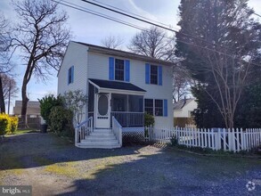 Building Photo - 609 Mann Rd