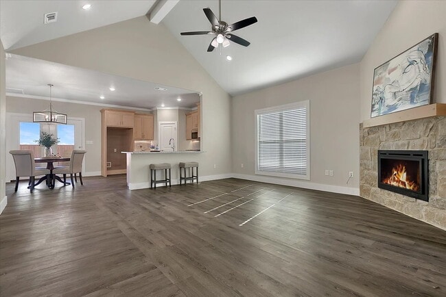 Building Photo - Move In Special - Brand New Spacious 4-bedroom, 2-bathroom Wolfforth Haven