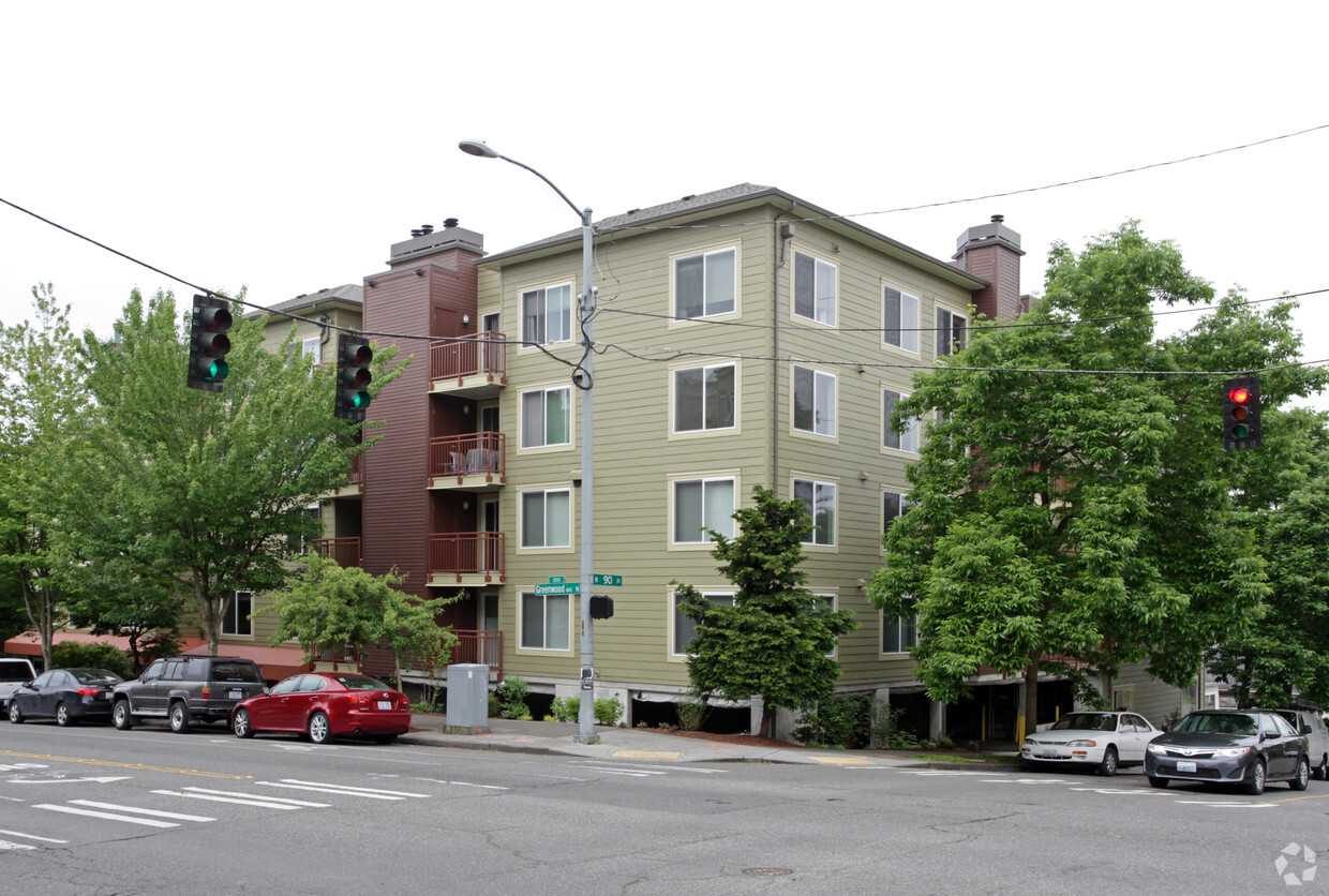 Primary Photo - Newport Square Apartments