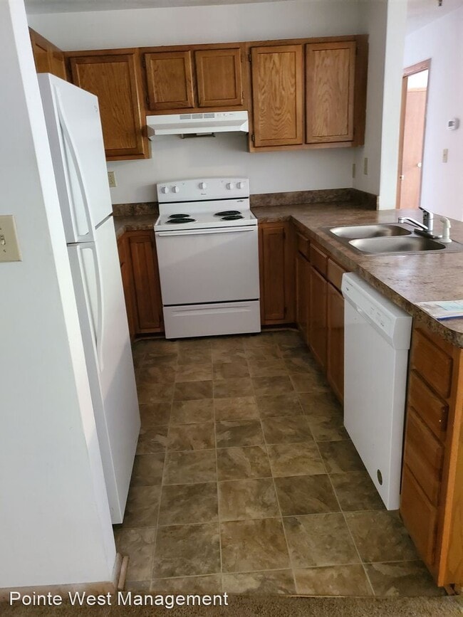 709/711 Giles Apartments in Blacksburg, VA