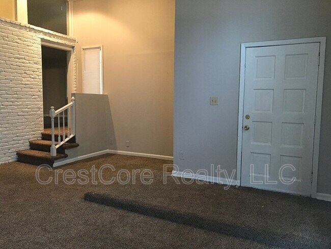 Foto del edificio - 2444 Hargrove Ave