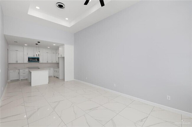 Foto del edificio - 12 N 5th St