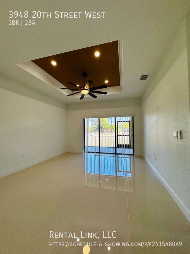 Foto del edificio - 3948 20th St W