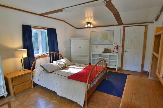 Building Photo - 9600 Jupiter Dr