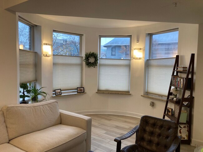 Foto del edificio - 1372 Monroe St NW
