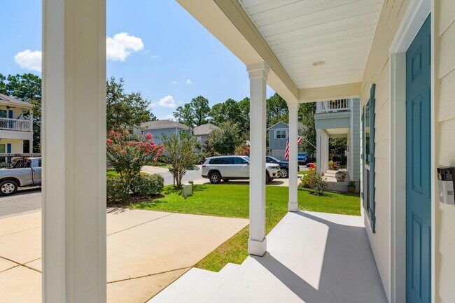 Foto del edificio - 163 Mosaic Oaks Cir