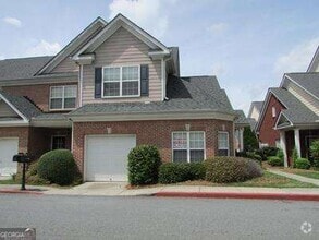 Building Photo - 1715 Oak Brook Ln NW