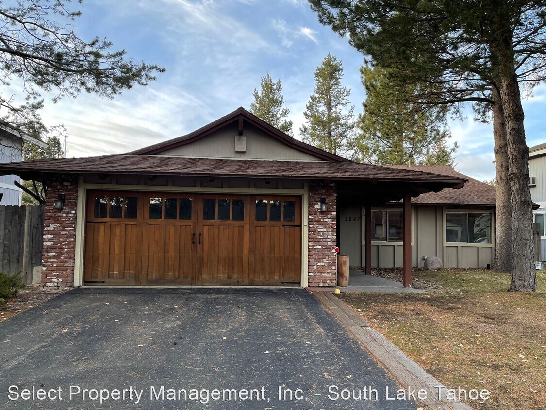 Primary Photo - 3 br, 2 bath House - 2227 Venice Dr