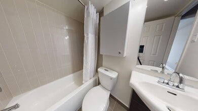 Interior Photo - 1101 Rachel