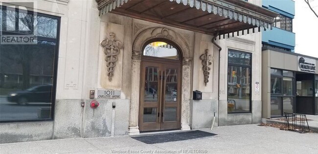 Photo du bâtiment - 1011 Ouellette Ave