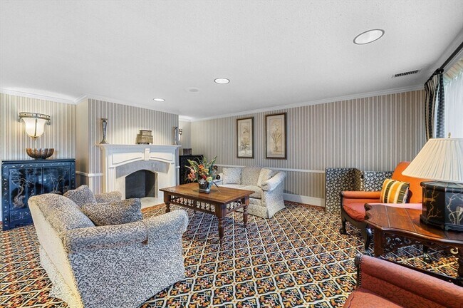 Foto del edificio - 1004 Paradise Rd