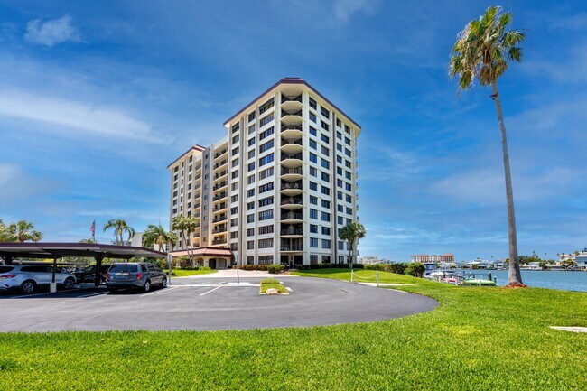Foto del edificio - 736 Island Way