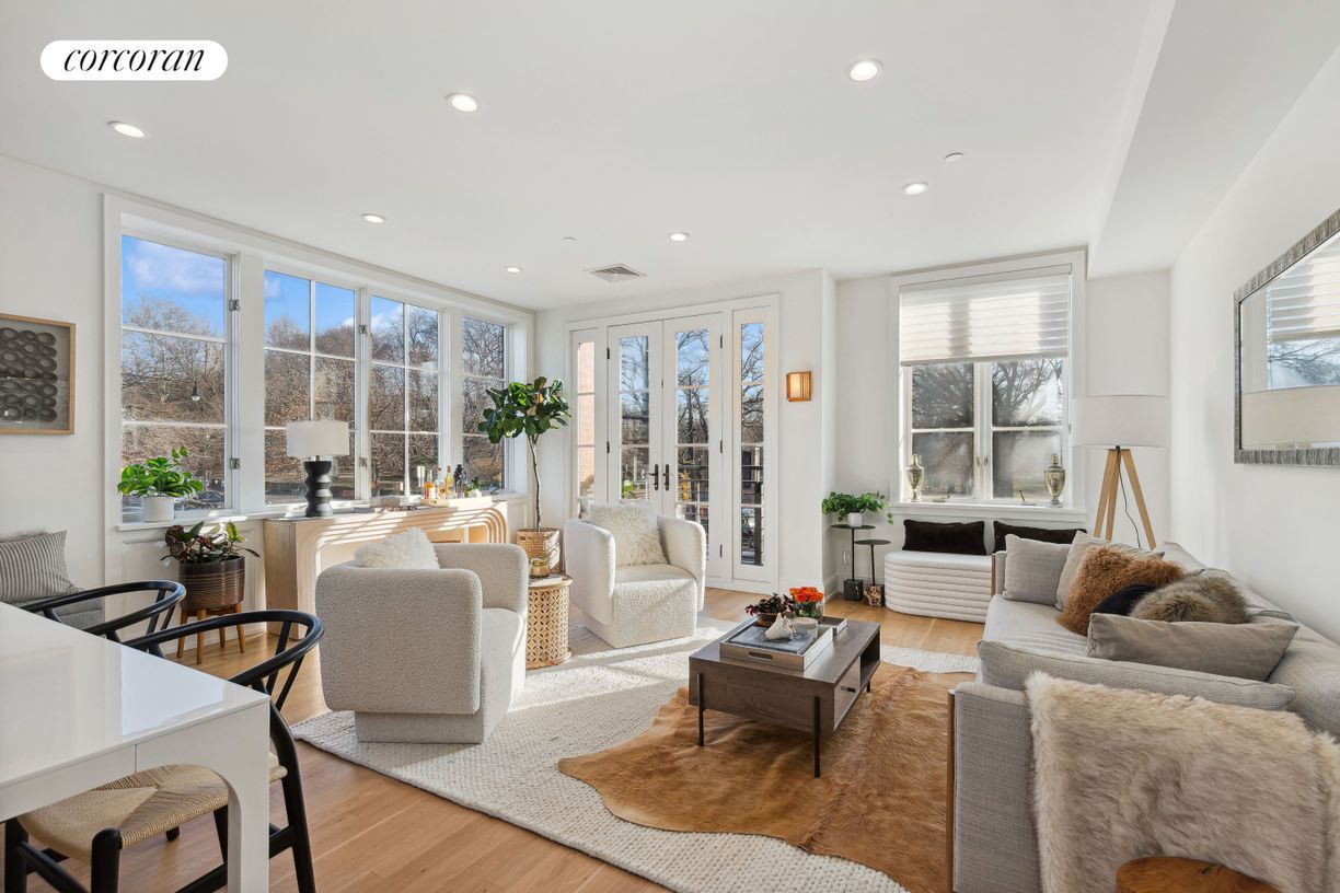 142 Prospect Park W, Brooklyn, NY 11215
