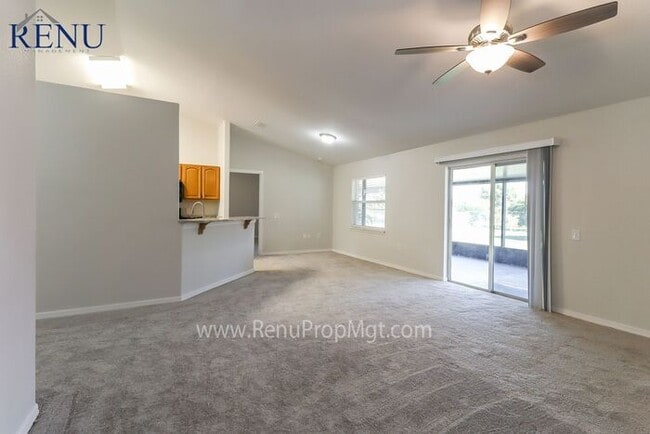 Holiday Special: 1/2 off your first month!... - 4