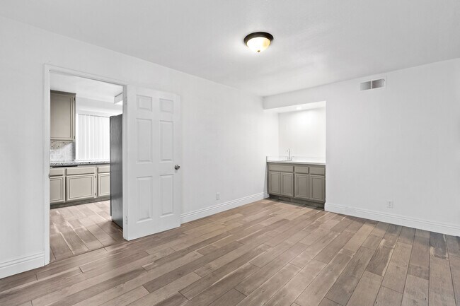 Building Photo - 7939 Casaba Ave
