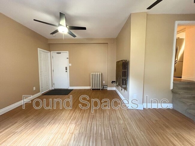 Building Photo - 221 Ahrens St W
