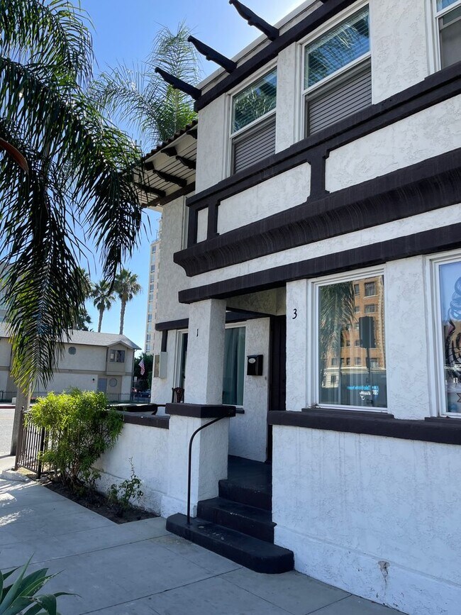 Building Photo - 3 Bonito Ave