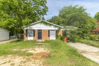 Building Photo - 5741 Bloomfield Rd