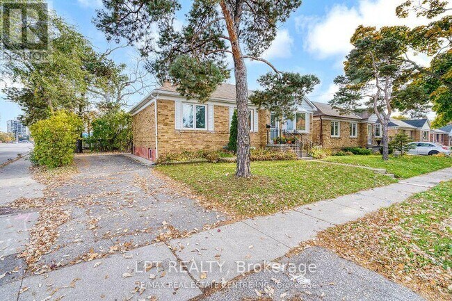 Photo du bâtiment - 421 St Augustine Dr