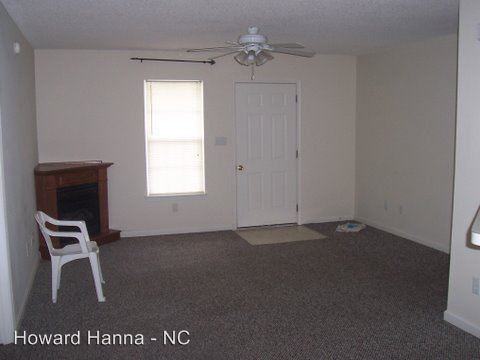 Building Photo - 3 br, 2 bath House - 130 Sutton Drive