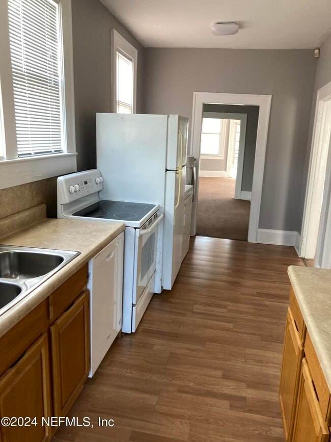 Foto del edificio - 2320 College St